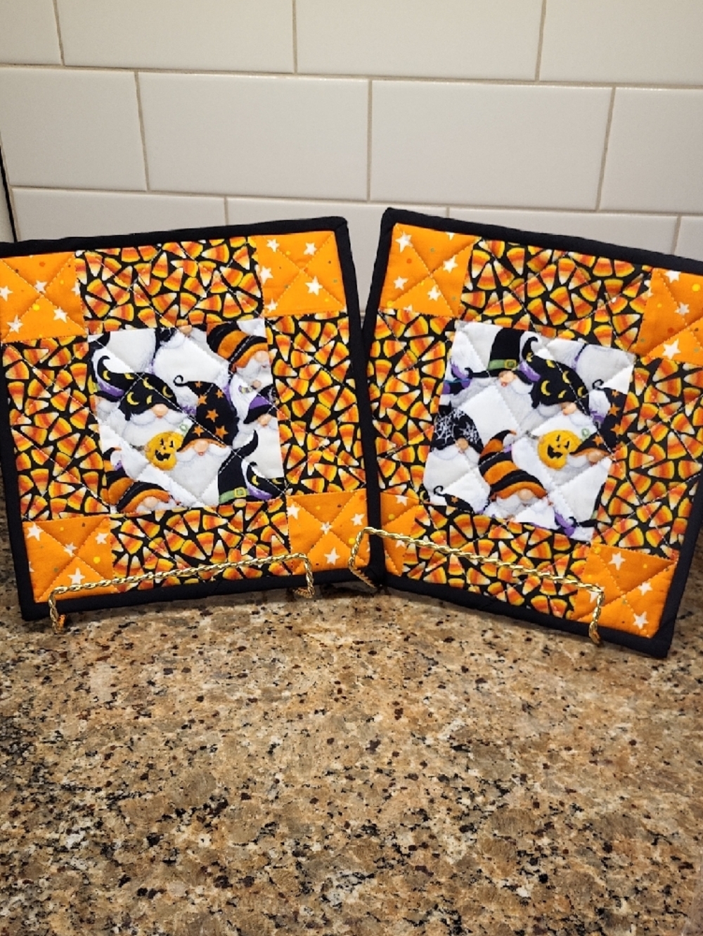 Handmade Halloween Quilted Potholders - set of 2 - Picture 3 of 4